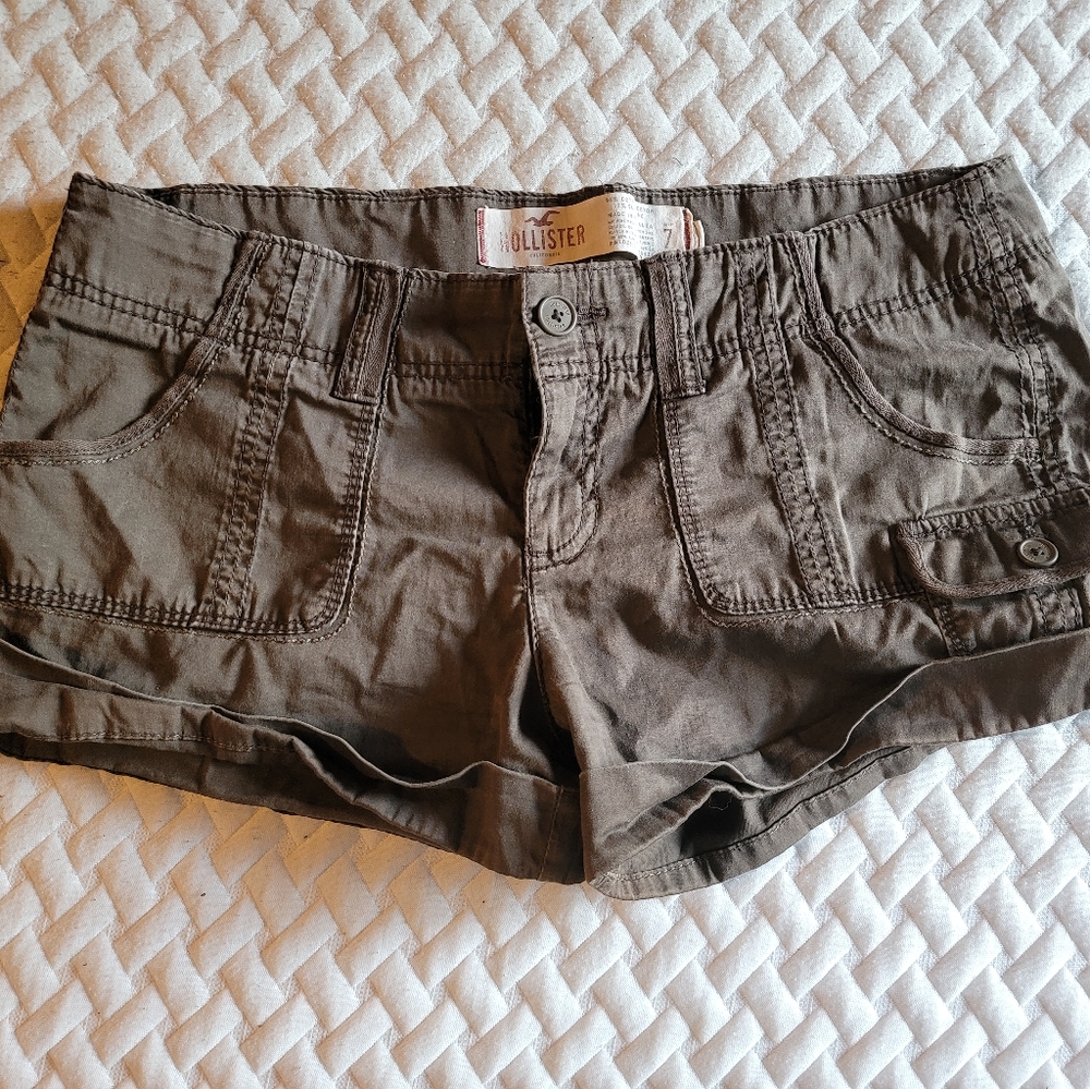 👖 BOTTOMS DROP 🔥 | Hollister Shorts Size 7 Brown Stretch